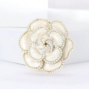 Elegant Cream Flower Brooch